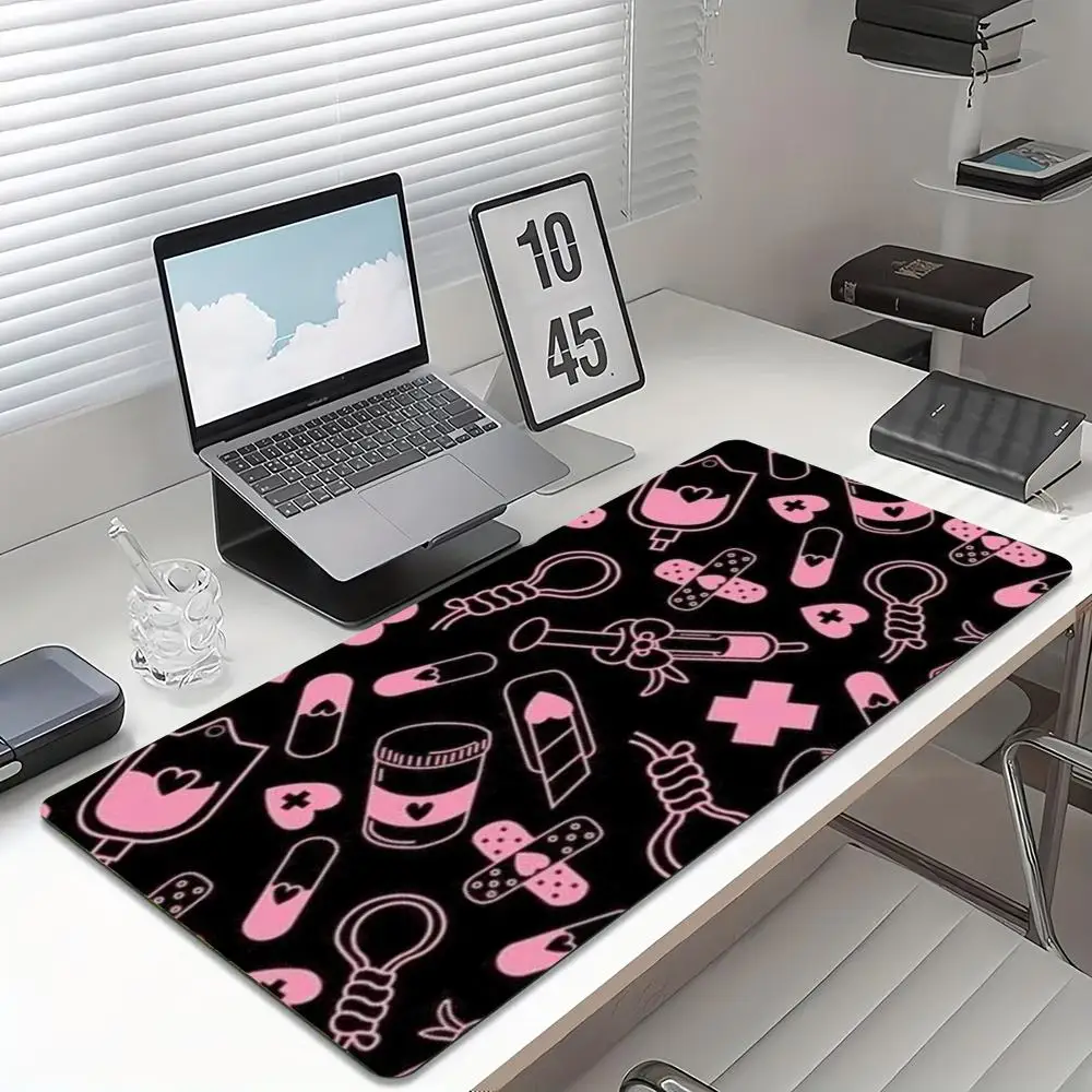 Desk Setup Pc And Laptop - Kawaii roze medisch patroon gaming muismat